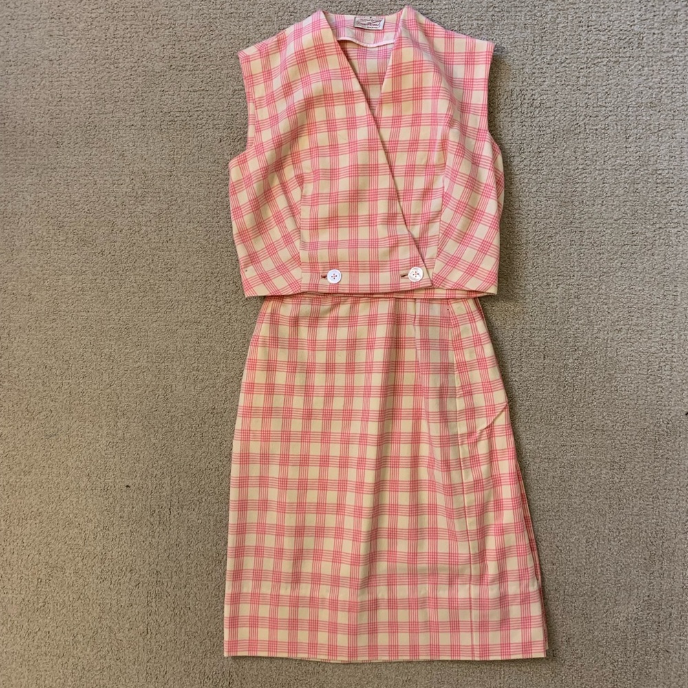 Vintage 1960’s pink checked suit
